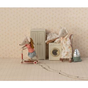 MAILEG - SOURIS GRANDE SOEUR