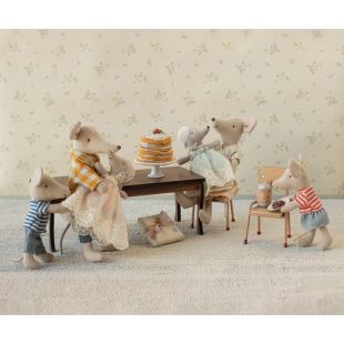 MAILEG - LONGUE TABLE À MANGER SOURIS