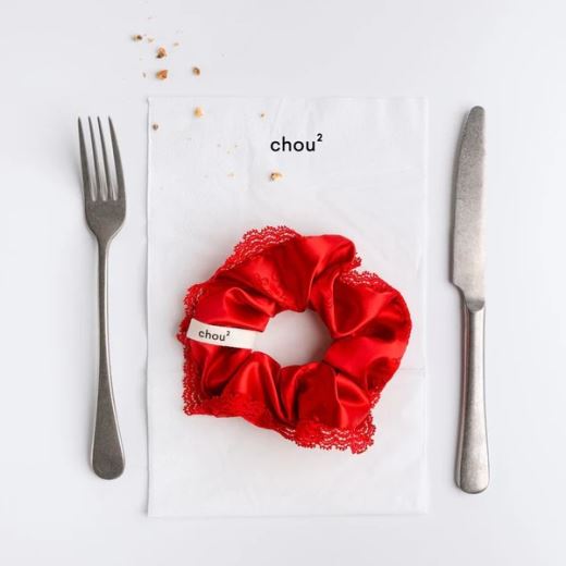 CHOUCHOU SATIN ROUGE