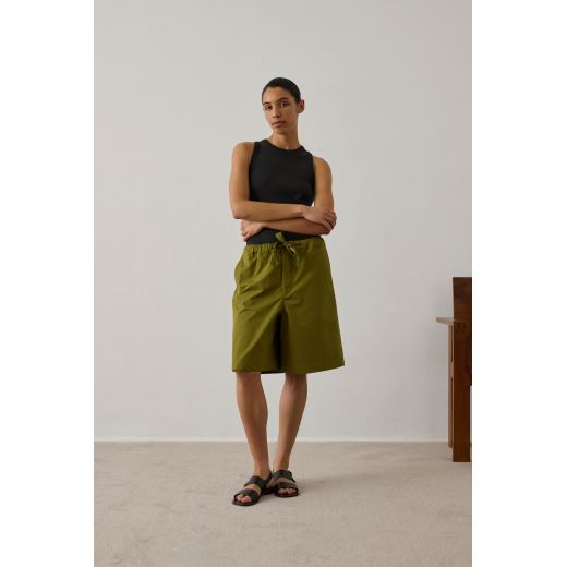 SHORT IZIA | VERT OLIVE